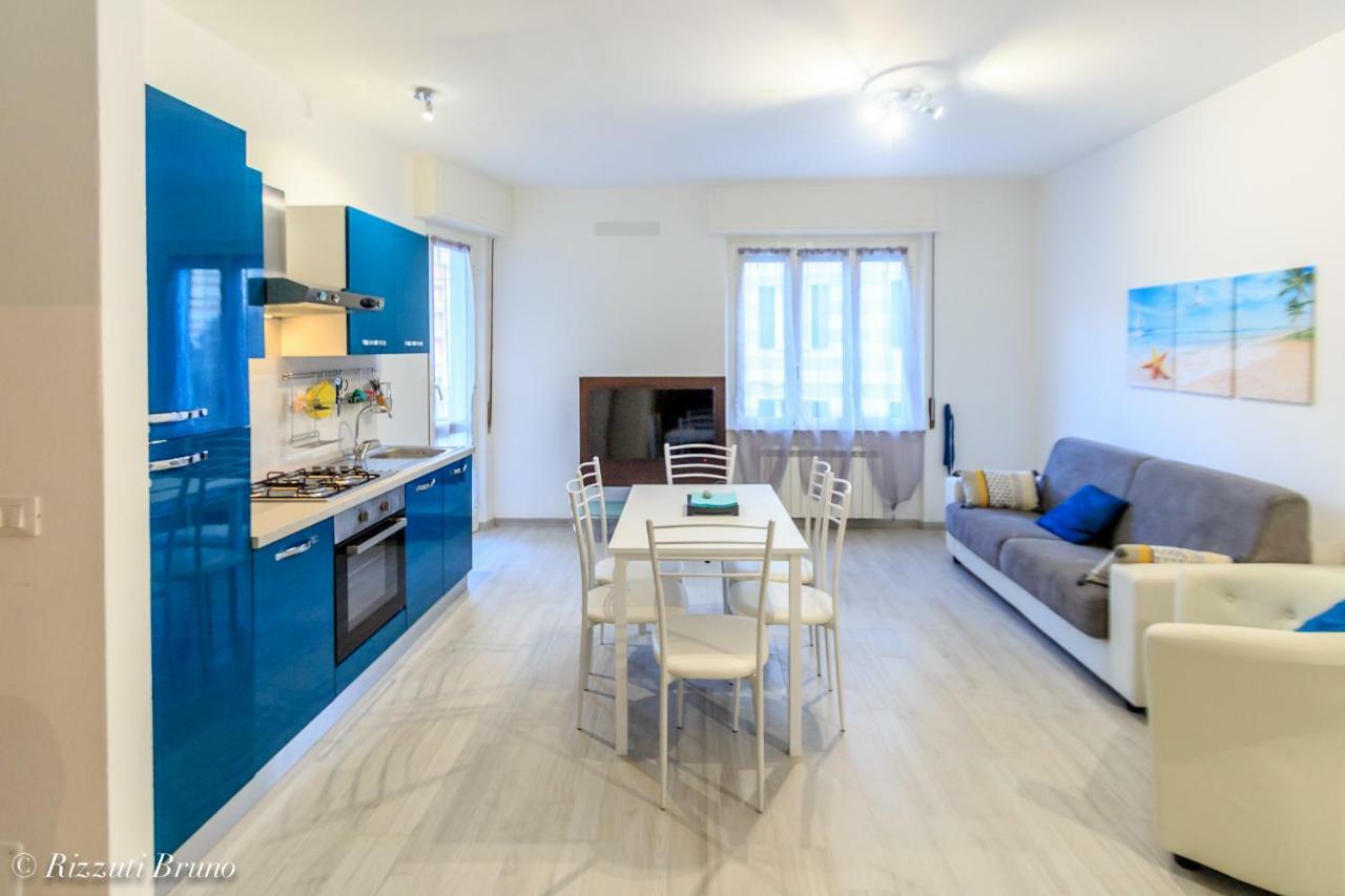 Appartamento Ristrutturato A Nuovo !!! Varazze Luaran gambar